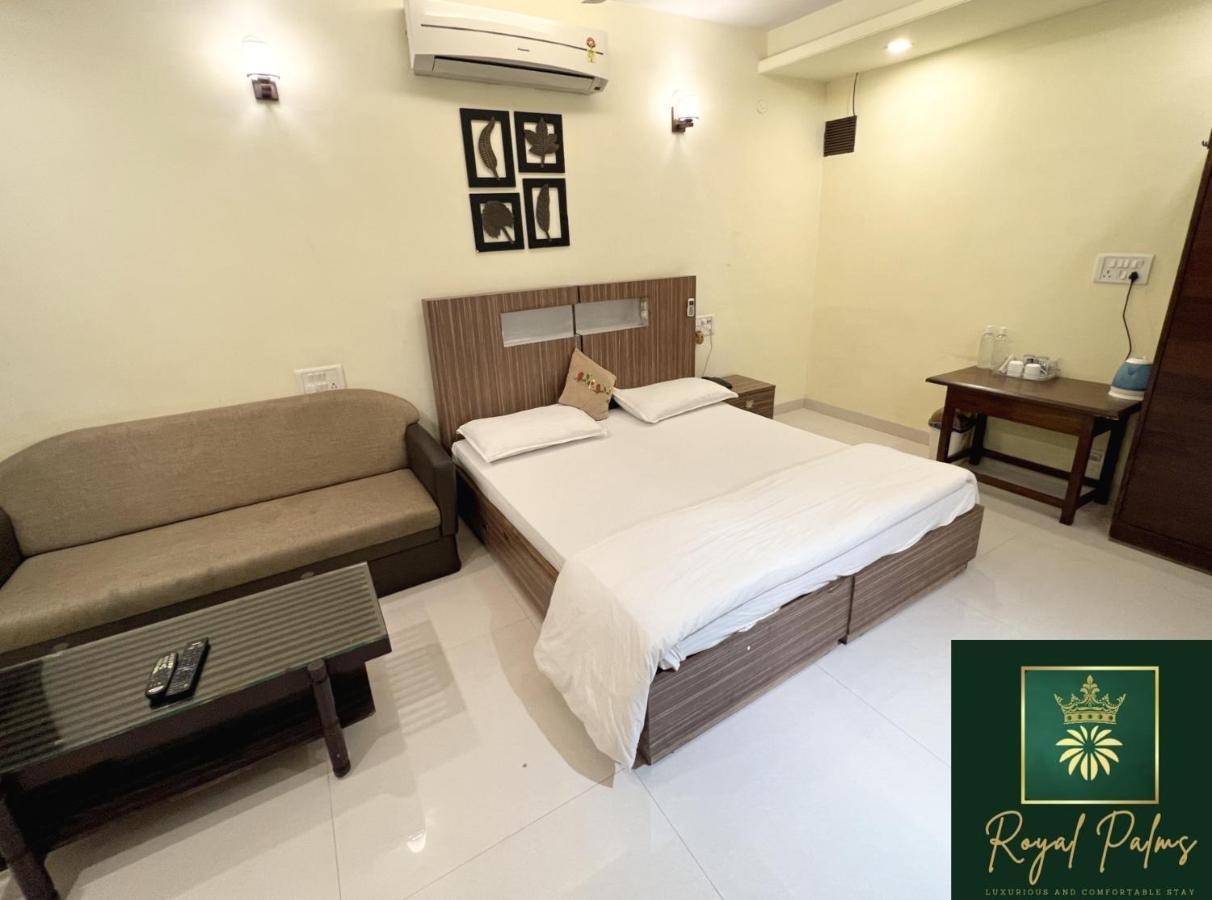 Royal Palms Luxury Service Apartment นาคปุระ ภายนอก รูปภาพ