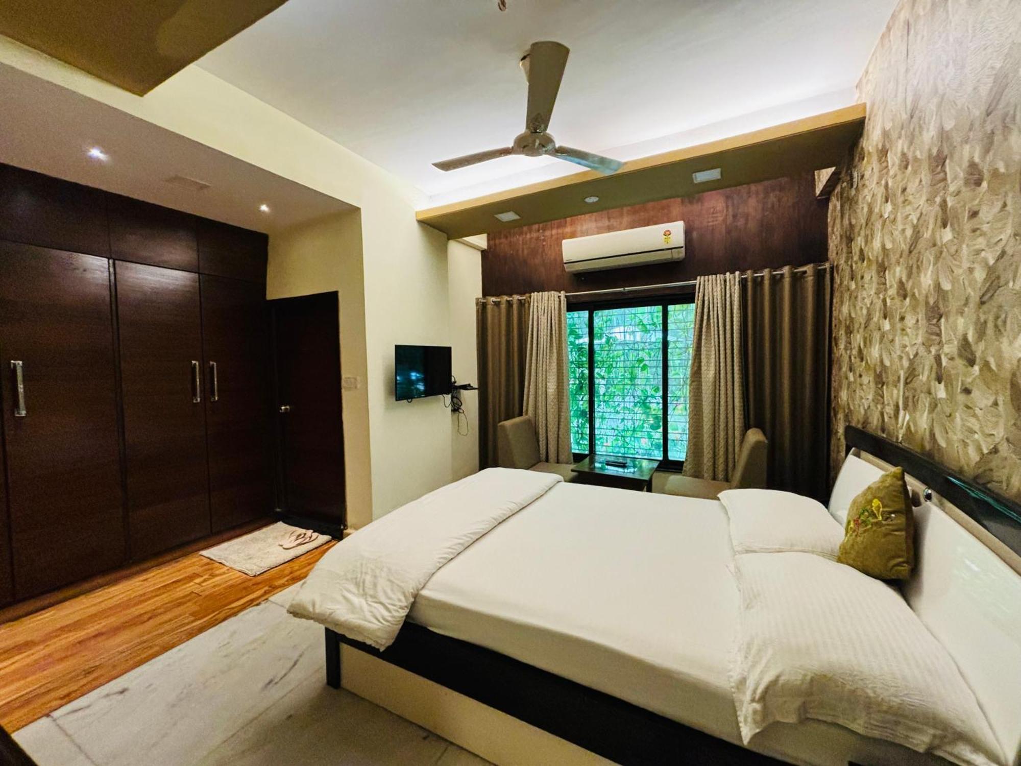 Royal Palms Luxury Service Apartment นาคปุระ ภายนอก รูปภาพ
