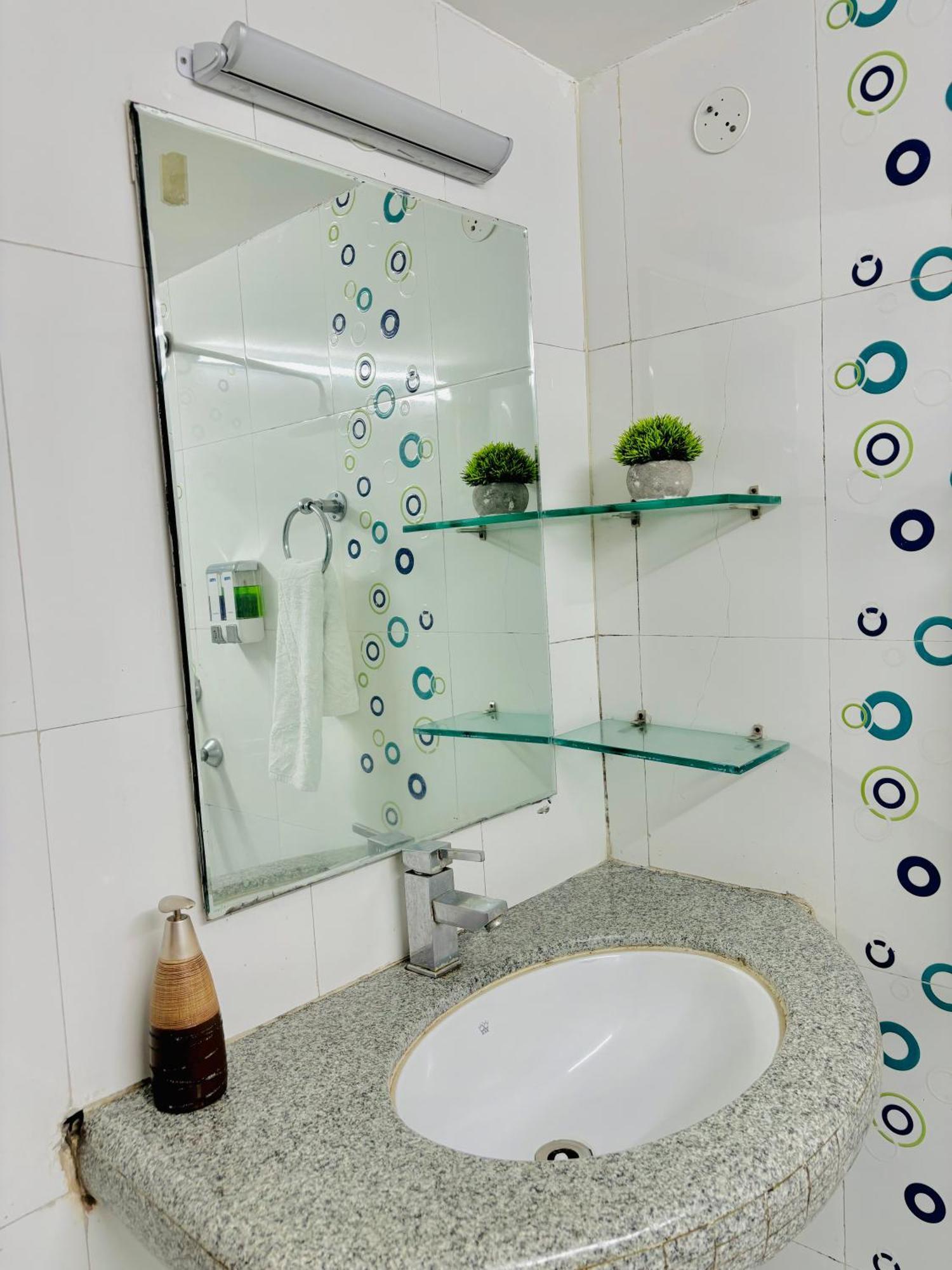 Royal Palms Luxury Service Apartment นาคปุระ ห้อง รูปภาพ