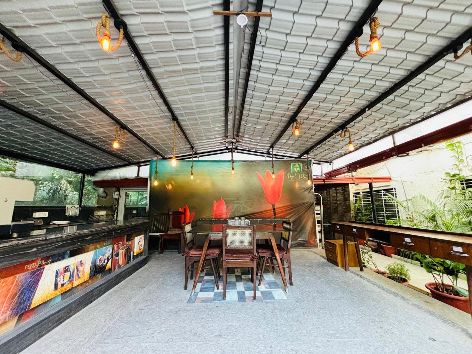 Royal Palms Luxury Service Apartment นาคปุระ ภายนอก รูปภาพ