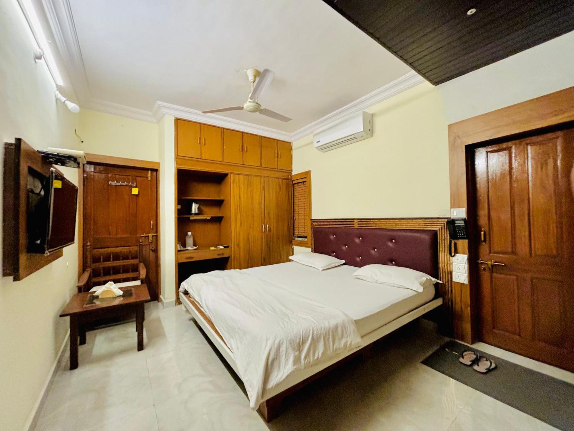 Royal Palms Luxury Service Apartment นาคปุระ ห้อง รูปภาพ