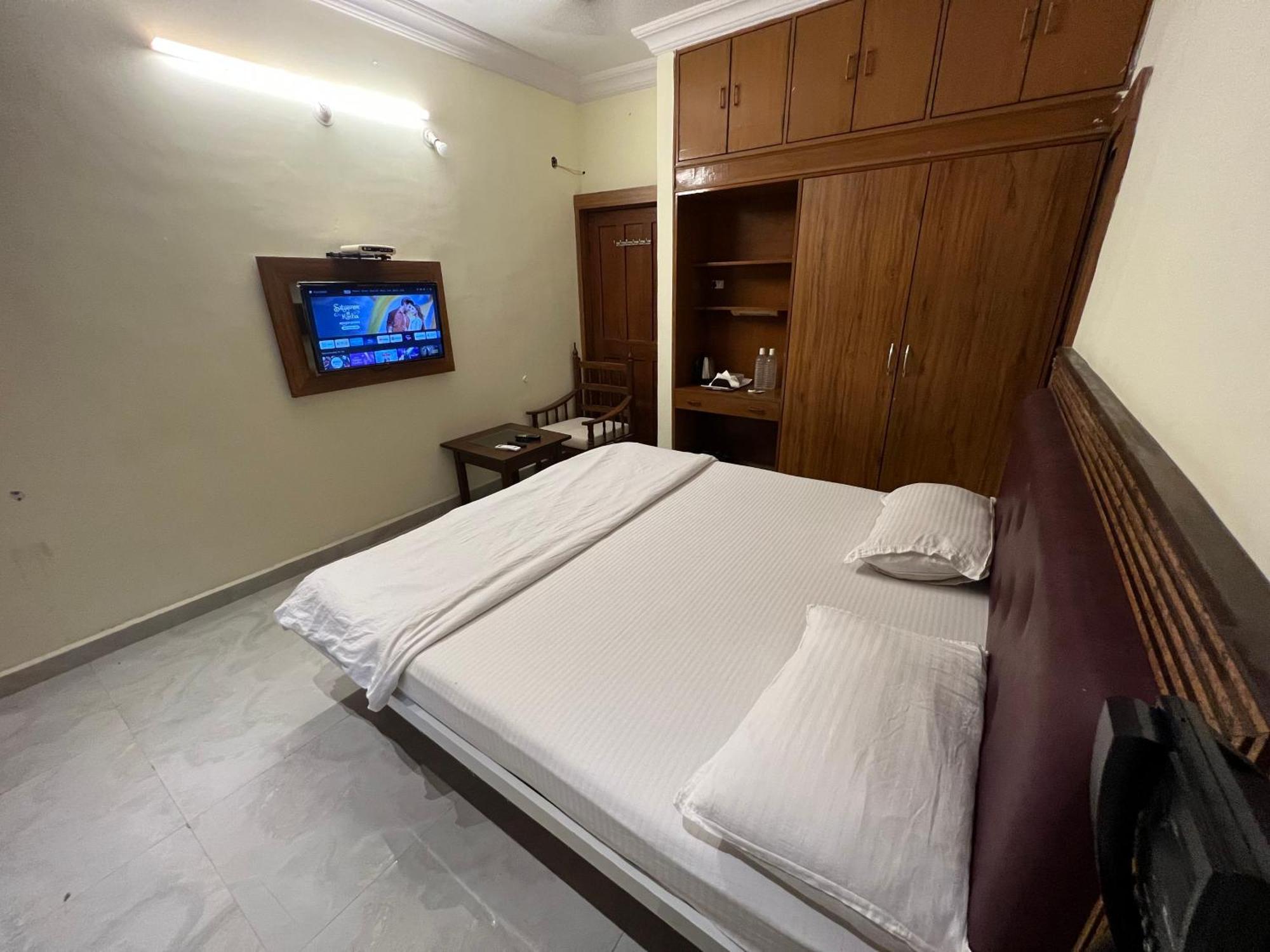 Royal Palms Luxury Service Apartment นาคปุระ ภายนอก รูปภาพ